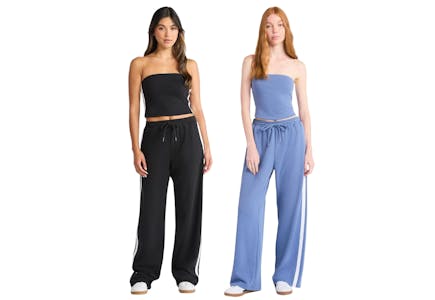 No Boundaries Women's Apparel Set