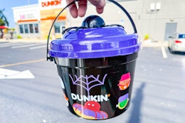 dunkin munchkin bucket