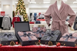 robe-display-morning-save-1