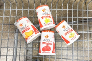 yoplait yogurt cups in shopping cart
