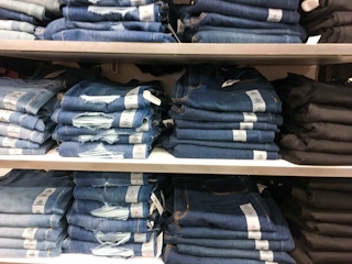 old navy womens feature jeans 2021 6 2 1631383072 1631383072