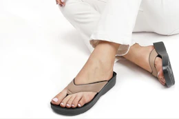 AEROTHOTIC Comfy Flip Flops