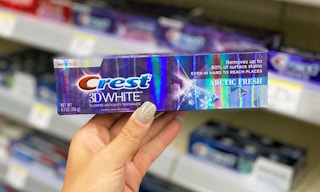 walgreens crest3dwhite 02 cs 1593716388 1593716388