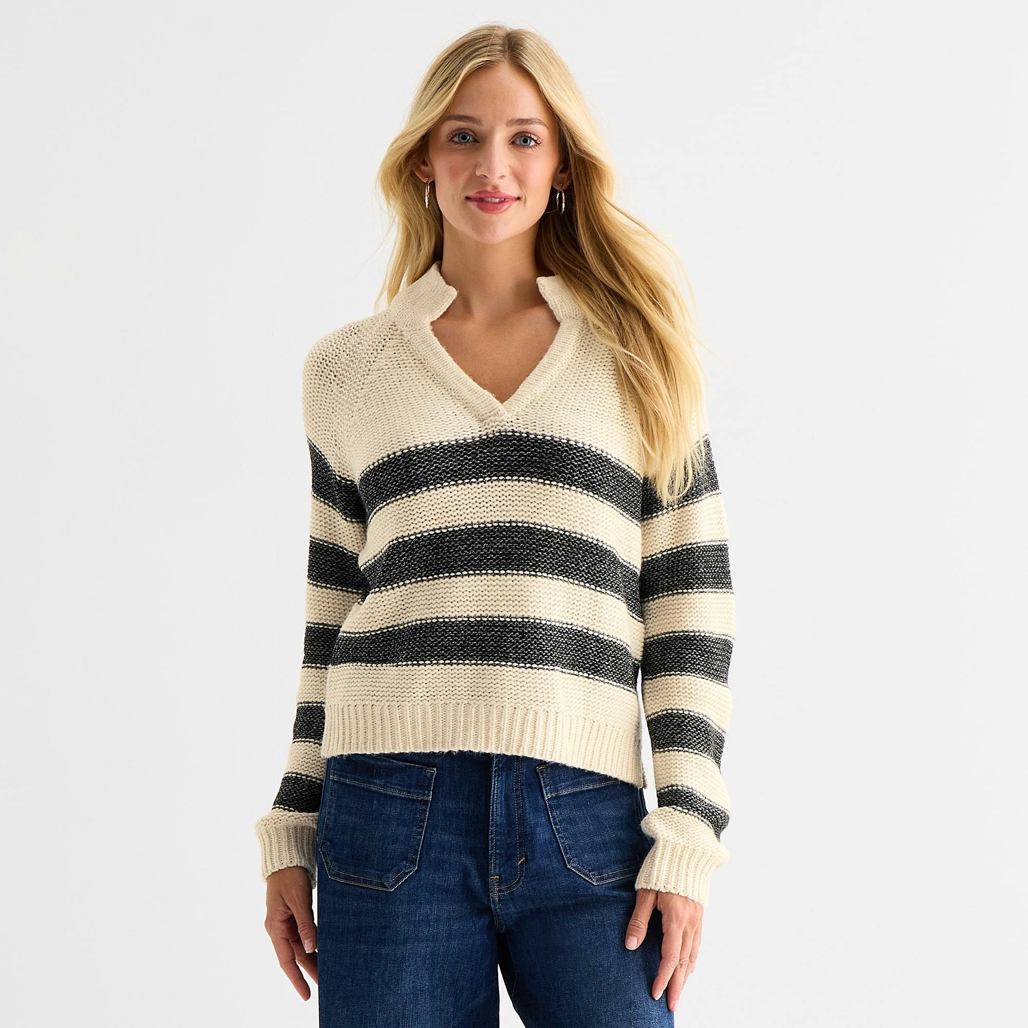 Women's Split Crew Neck Pullover