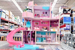 members mark dollhouse display