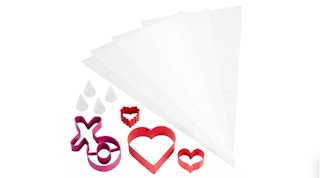 a 12-piece cookie decorating kit