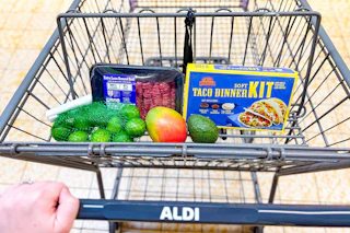 aldi matchup groceries in shopping cart