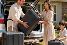 Hardside Luggage 3 suitcases