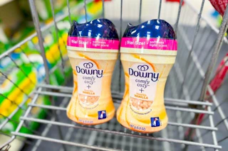 cvs downy unstopables scent beads sitting in shopping cart