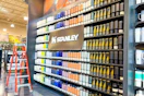 dicks-sporting-goods-retail-stanley-tumbler-area-1