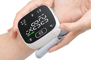 amazon blood pressure monitorjpg 1682096618 1682096619