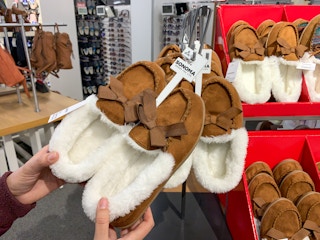 kohls black friday sonoma womens moccasin slippers 2020 35 1605896408 1605896408