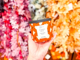 Walmart-Mainstays-halloween-and-fall-candles-1