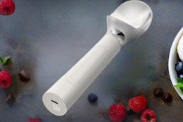 Heated Ice Cream Scoop, $18 on Amazon card image