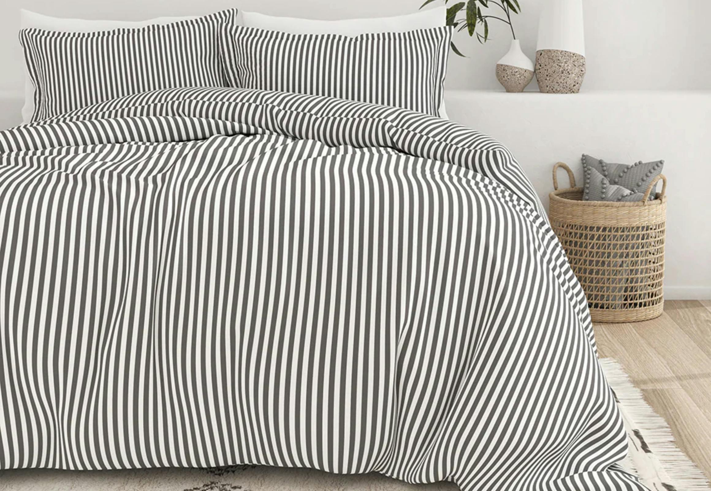 Linens & Hutch 3-Piece Duvet Cover Set