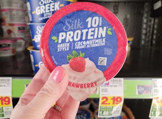 kroger silk greek yogurt 23 sv 1674058939 1674058939