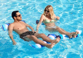 amazon pool floatsjpg 1684954629 1684954629