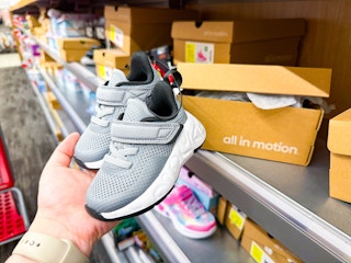 kids-sneakers-target6