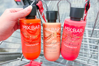 3 mixbar body washes in a cart