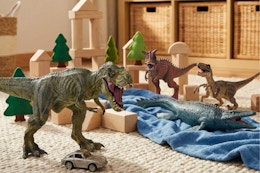 a 6-piece large dino set 