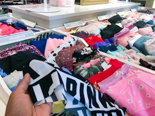 victorias-secret-panty-party-052318e-1527091615-750x563