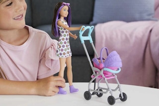 Skipper doll with carriage