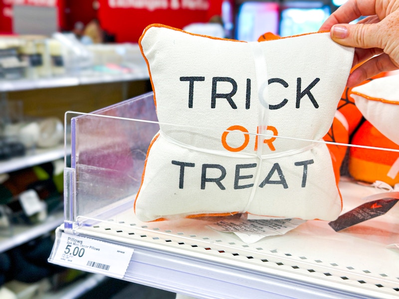 target-dollar-spot-halloween11