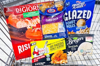 digiorno, kraft, kellogg's, dave's killer, and breyers in a shopping cart