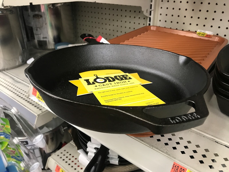 walmart lodge cast iron skillet 021219a