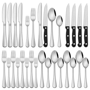 24-Piece Silverware Set