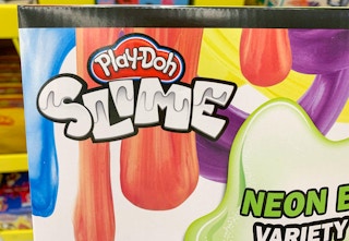 close up of play-doh slime box and logo