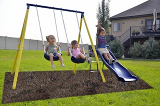 walmart-sportspower-swing-set-111220r