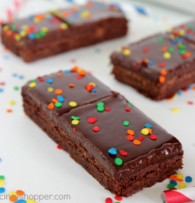 12 Irresistible Copycat Dessert Recipes You Must Try