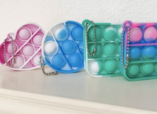 jane.com-bubble-pop-keychain-62221b