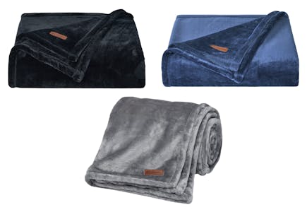 Columbia Plush Throw