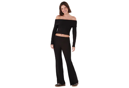 No Boundaries Women's Clothing Set