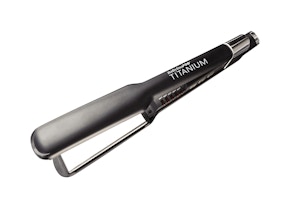 Babylisspro Titanium Flat Iron