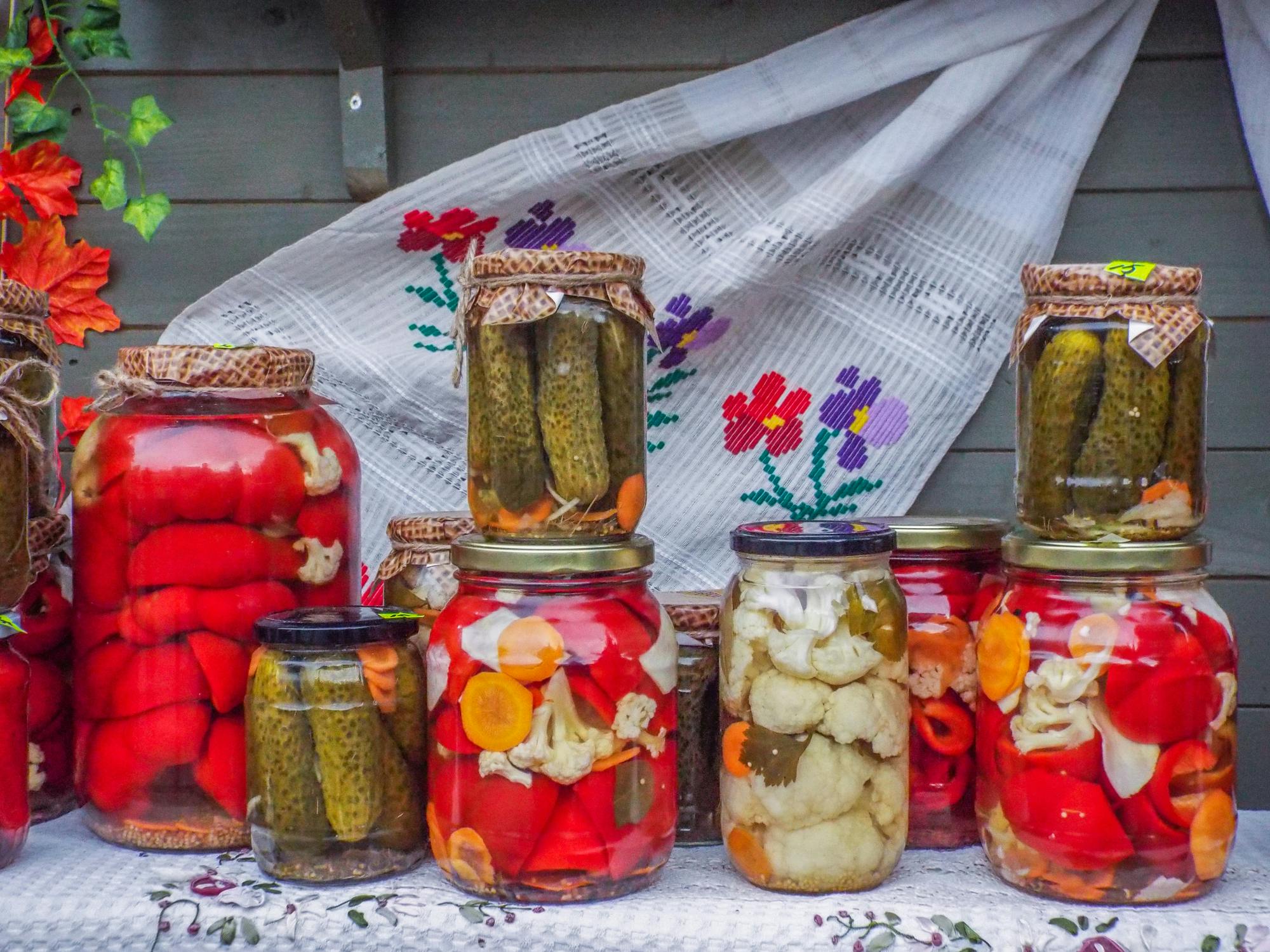 13 Easy Hobbies for Snow Day That Cost $10 or Less!