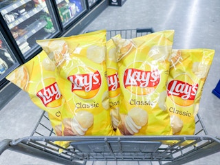 lays chips in walgreens cart