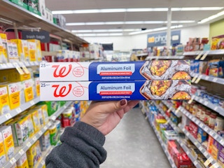 walgreens brand aluminum foil