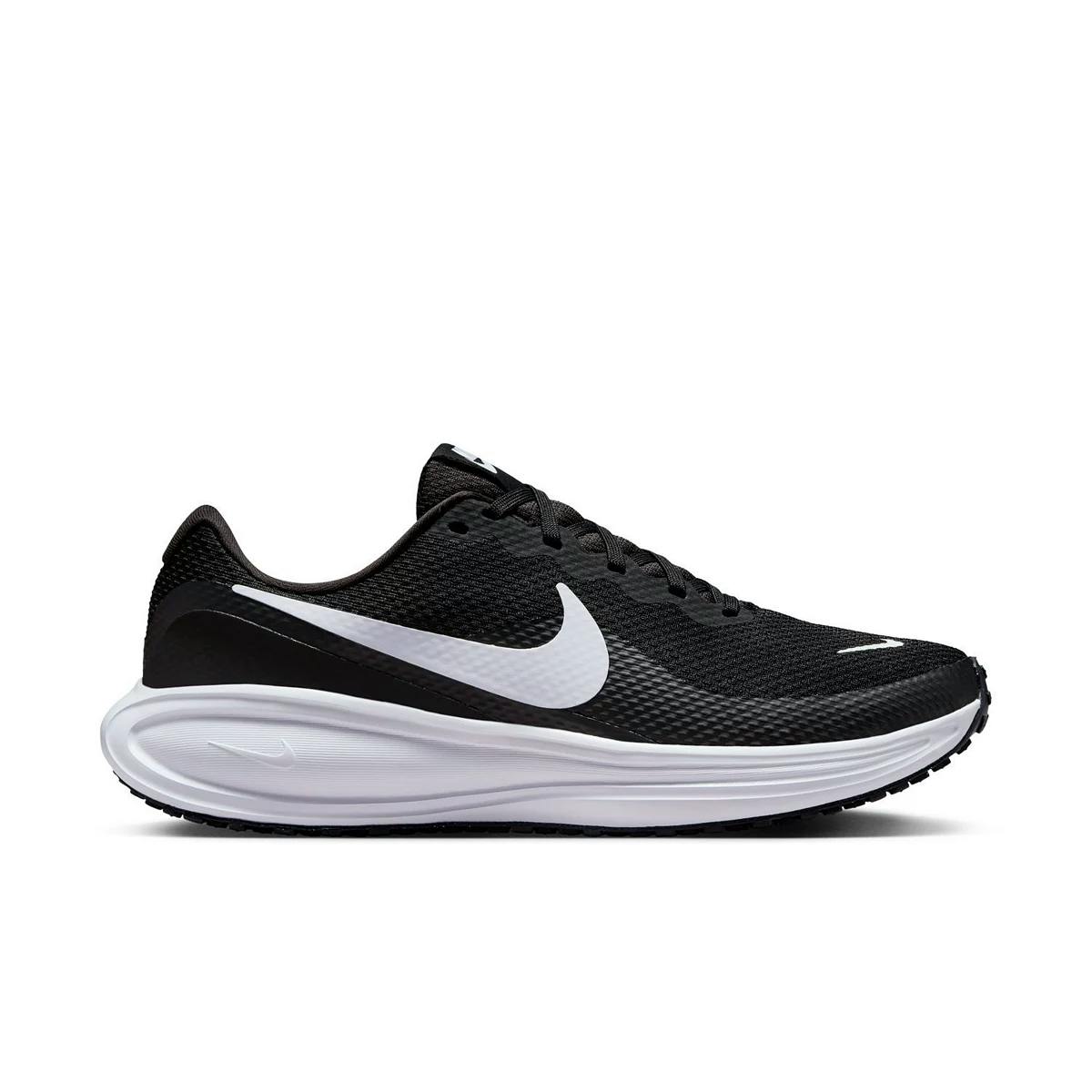 Nike Women's Revolution 8 Shoes