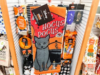 halloween kitchen towels