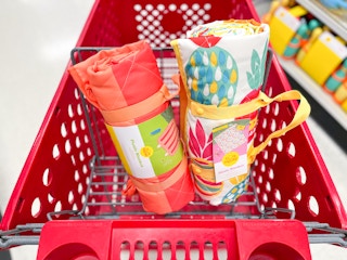 sun squad picnic blanket target 2022 3 1651330351 1651330351