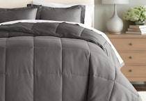 Linens & Hutch Comforter Set