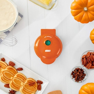amazon dash pumkin waffle maker 1 1660148301 1660148301