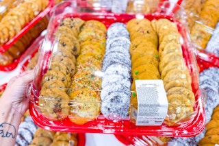 Costco Holiday cookie tray 60 count handheld