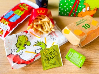 mcdonalds-the-grinch-meal-holiday-socks-happy-meal-kcl-3