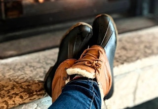 Zulily-Tan-and-Red-Lux-Duck-Boots-Aug-2022