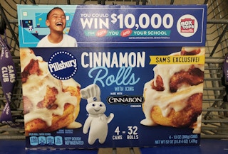 sams club pillsbury cinnamon rolls cinnabon 2021 sv 1630162080 1630162081