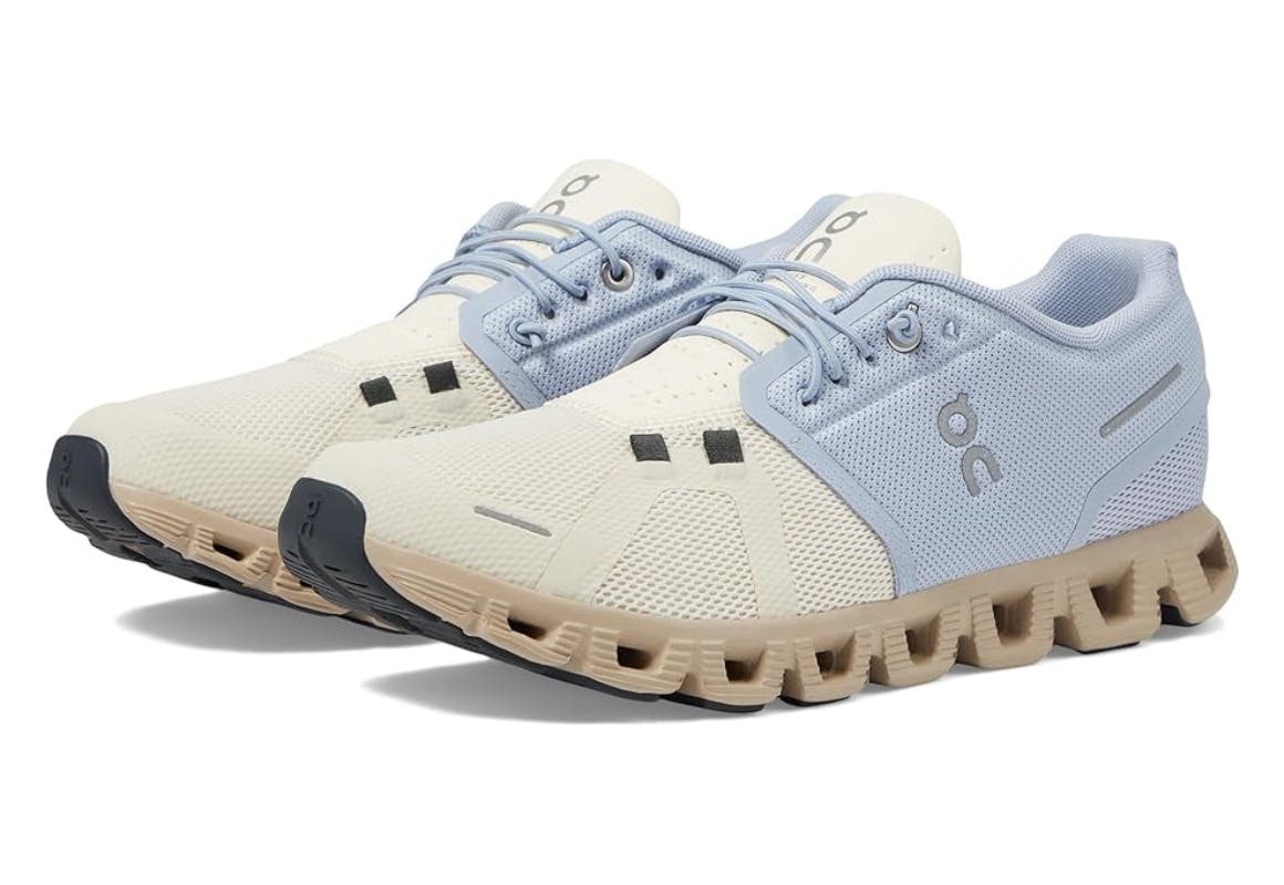 On Women’s Cloud 5 Shoes